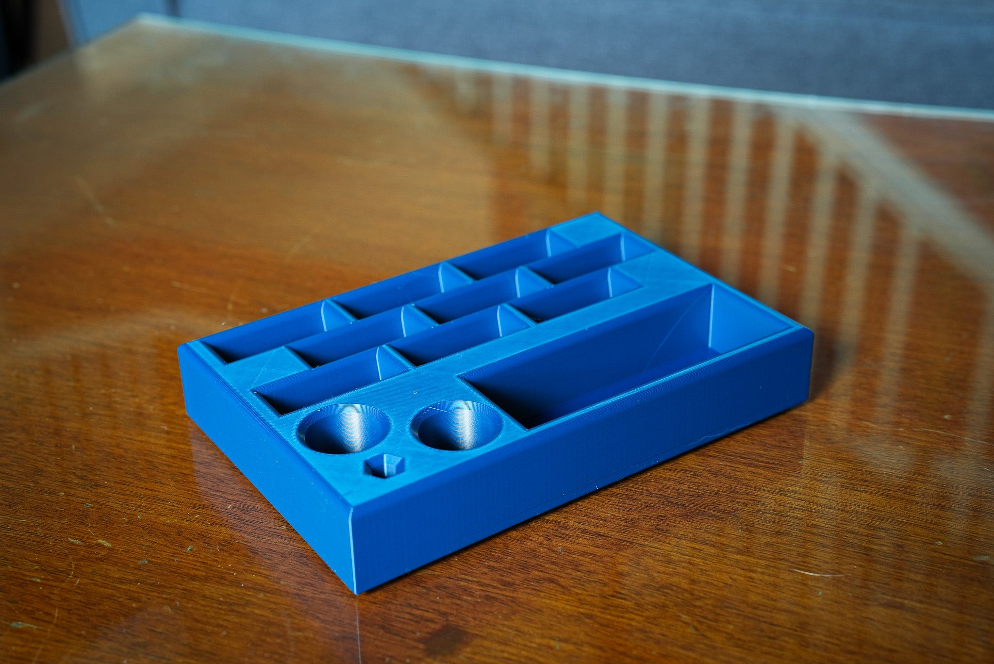Roll Over 9-Slot Balisong Display & Organizer